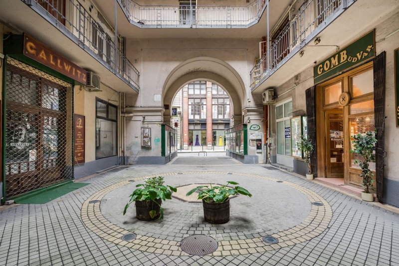 BpR Pure Nature Designer Suite, Budapest, Hungary