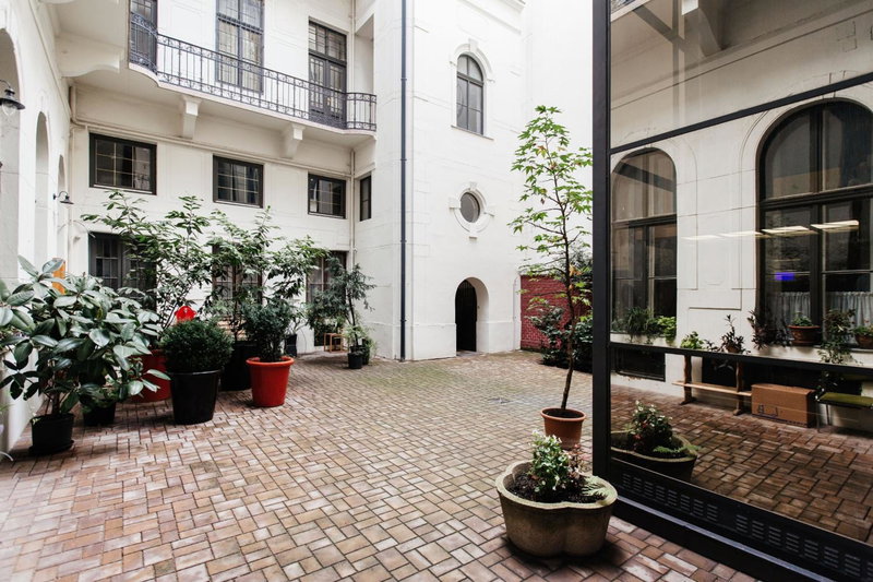Romantic Hideaway Centertown, Budapest, Hungary
