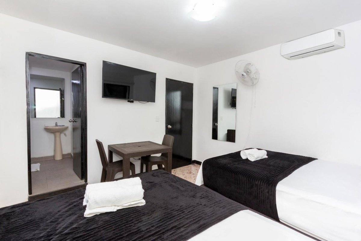 Hotel De León Estadio, Колумбия