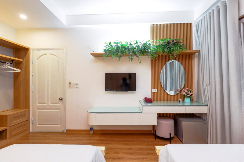 Hoa Hong Hotel - Xa Dan, Hanoi, Vietnam
