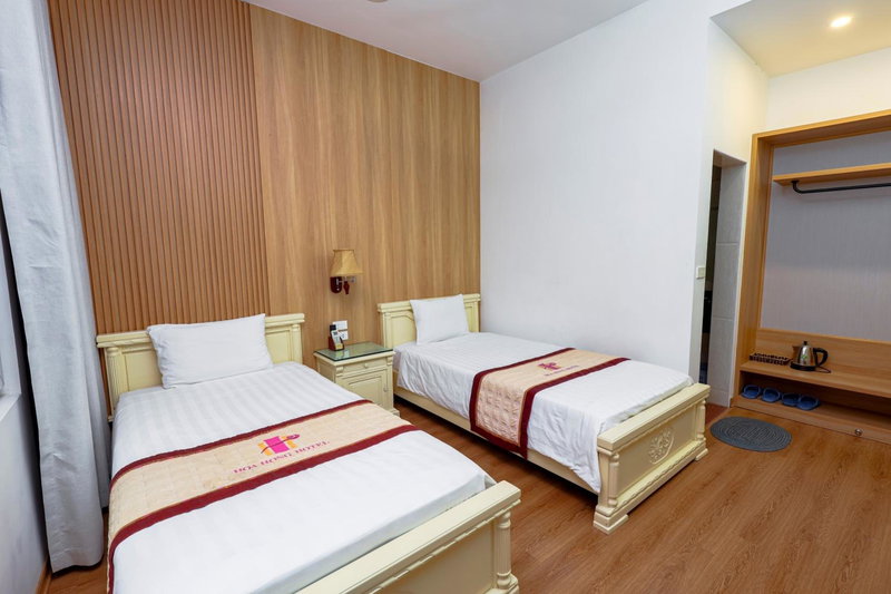 Hoa Hong Hotel - Xa Dan, Hanoi, Vietnam