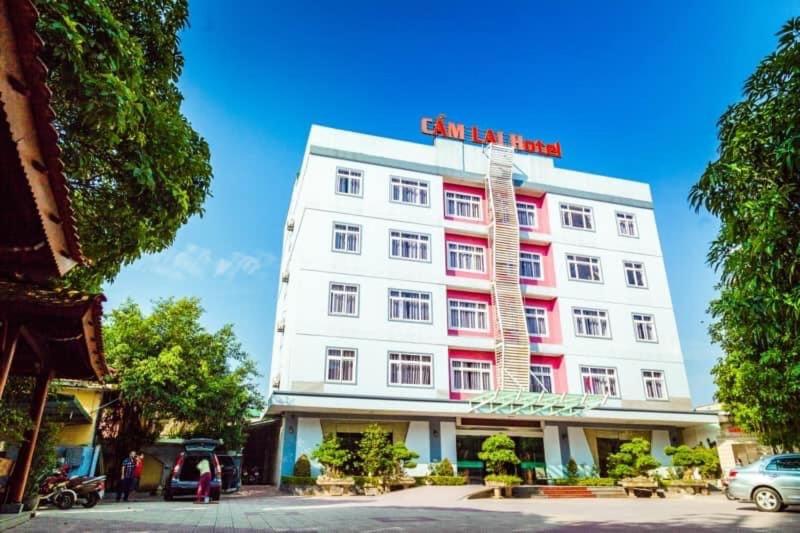 Hotel · Khách sạn cẩm lai, Vinh