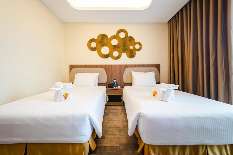 Muong Thanh Luxury Ha Long Centre II, Ha Long, Vietnam