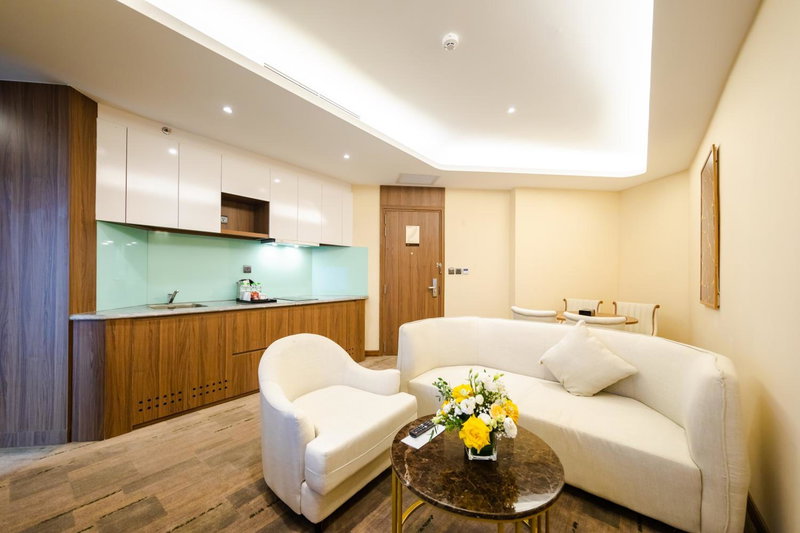Muong Thanh Luxury Ha Long Centre II, Ha Long, Vietnam