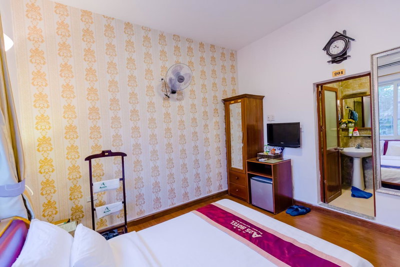 A25 Hotel - Hoàng Quốc Việt, Hanoi, Vietnam