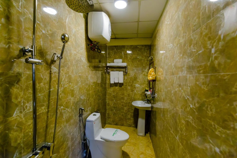 A25 Hotel - Hoàng Quốc Việt, Hanoi, Vietnam