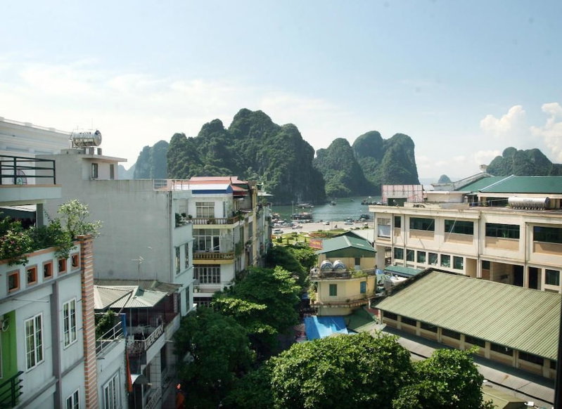 City Bay Hotel, Ha Long, Vietnam