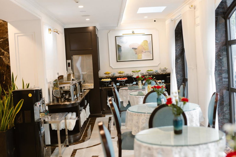 Hồng Vận Hotel, Hanoi, Vietnam