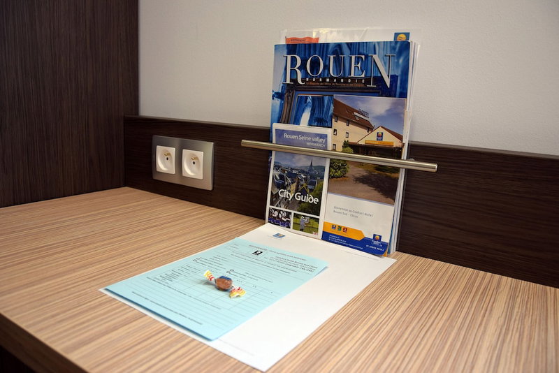 Contact Hotel Le Seino Marin, Cleon, France