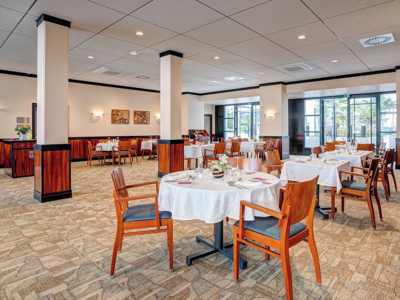 Quality Suites Val d'Europe, Chessy, France