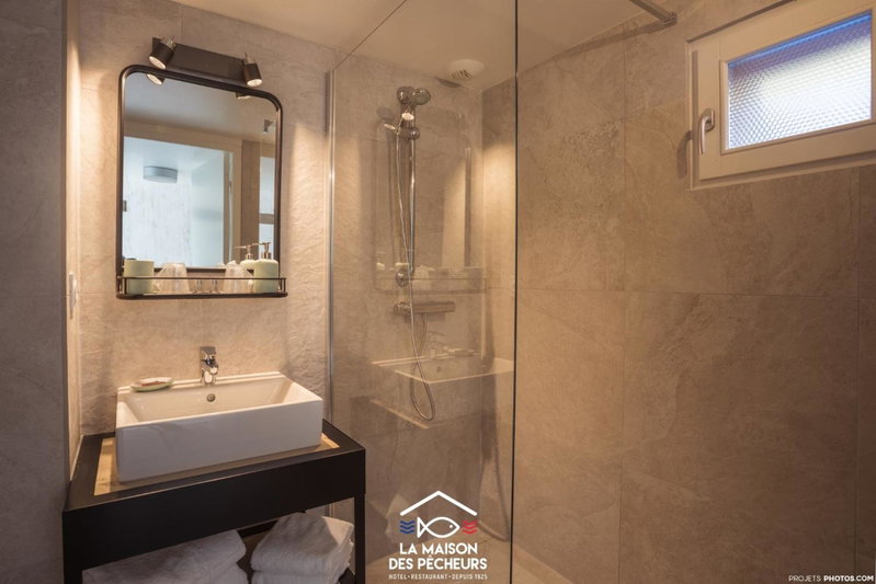 La maison des pêcheurs, Viviers-du-Lac, France
