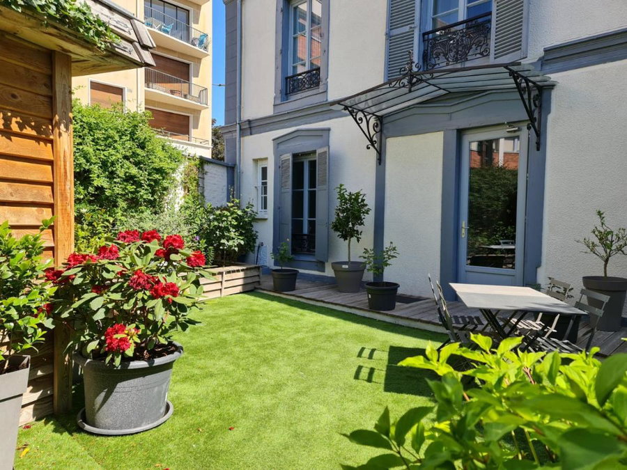 La Maison V.H., Appartements d'Hôtes, Troyes, France