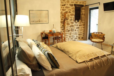 La Demeure Des Maitres, Chirols, France