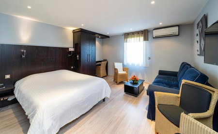 Logis Cottage Hotel, Vandoeuvre-lès-Nancy, France