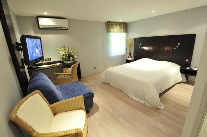 Logis Cottage Hotel, Vandoeuvre-lès-Nancy, France