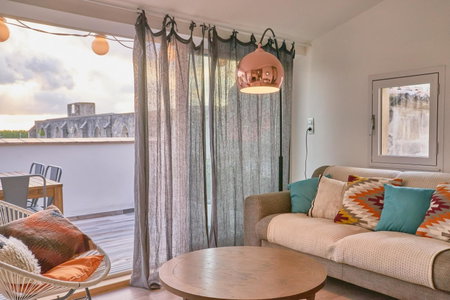 Truchet Penthouse, Arles, France