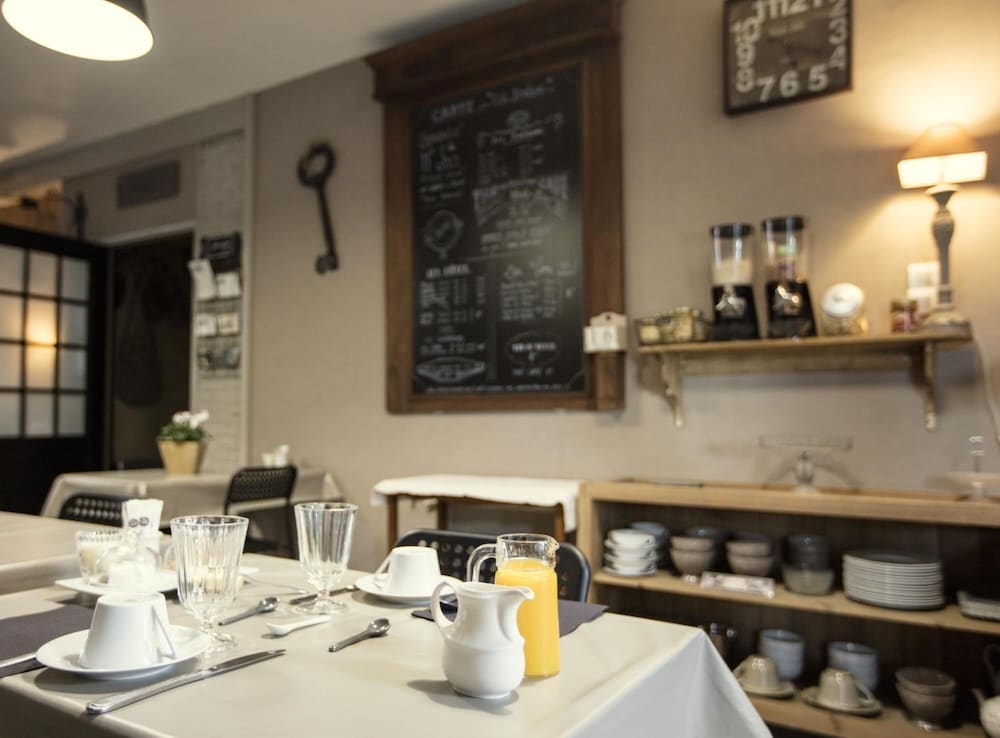 Hotel · Aux Petits Bonheurs, La Gorgue