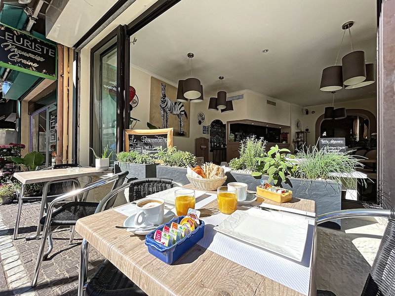 Le Provence Hôtel Golfe Juan, Vallauris, France