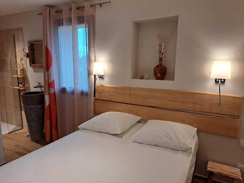 Logis Hôtel Les Vieilles Granges, Granges-Les-Beaumont, France