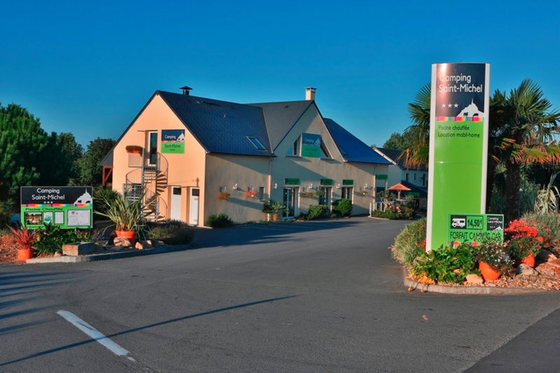 Camping Saint Michel, Courtils, France