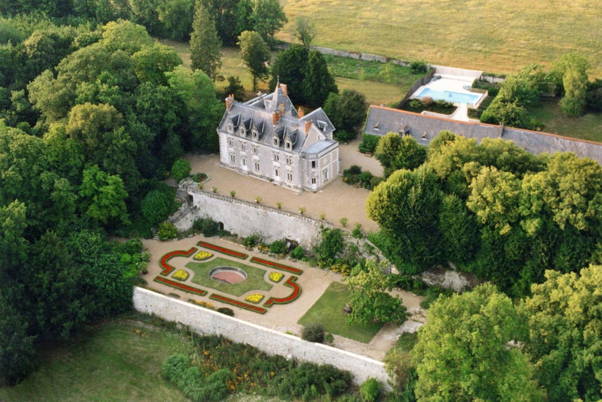 Hotel · Chateau de Vaugrignon - Beer Spa, Esvres