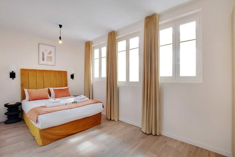 La Lumière de Paris, Levallois-Perret, France