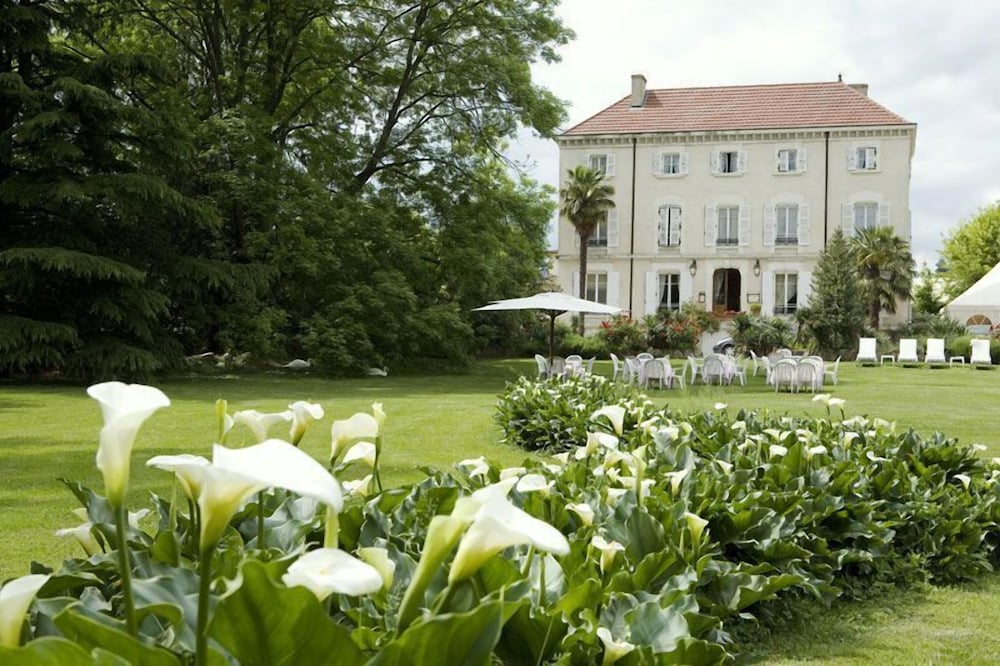 Hotel · Domaine de Clairefontaine, Chonas-l'Amballan