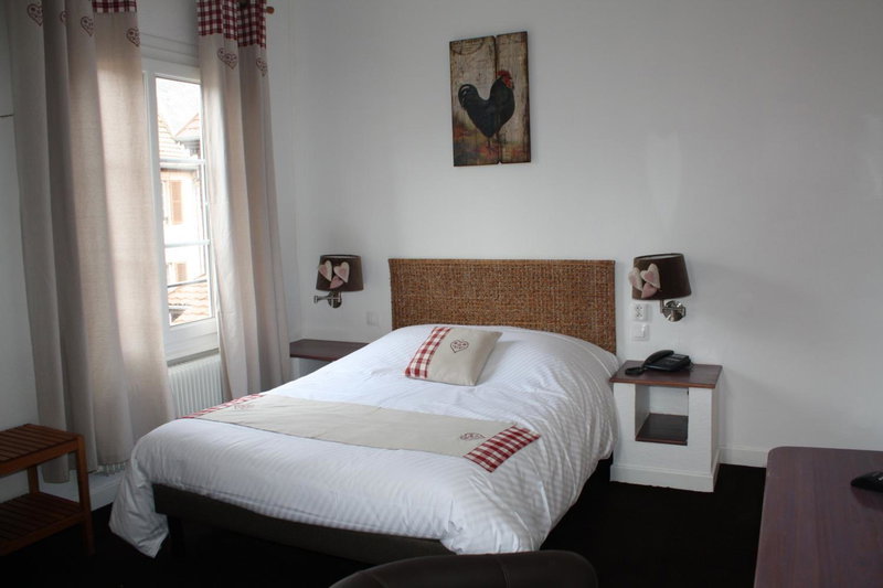 A la Maison Rouge Hôtel & Restaurant, Barr, France