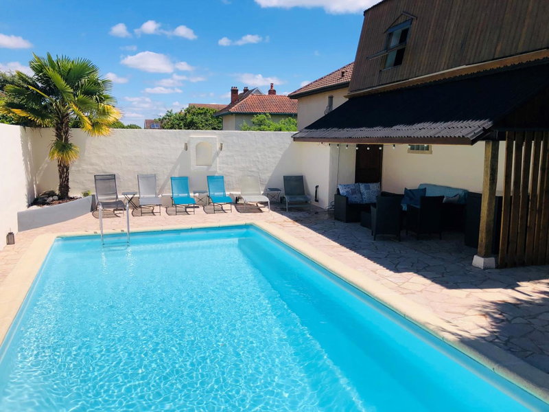 Chambres d'Hôte Dijon Clair de Lune, Chenôve, France