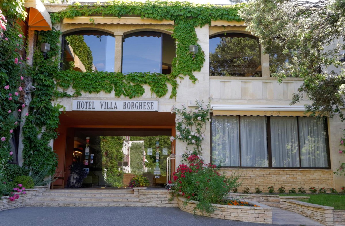 Villa Borghese, The Originals Relais, France
