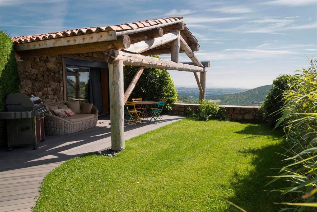 Hotel · La Chomotte, Saint-Alban-dʼAy