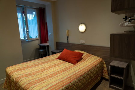Au Primerose Hotel, Argeles Gazost, France