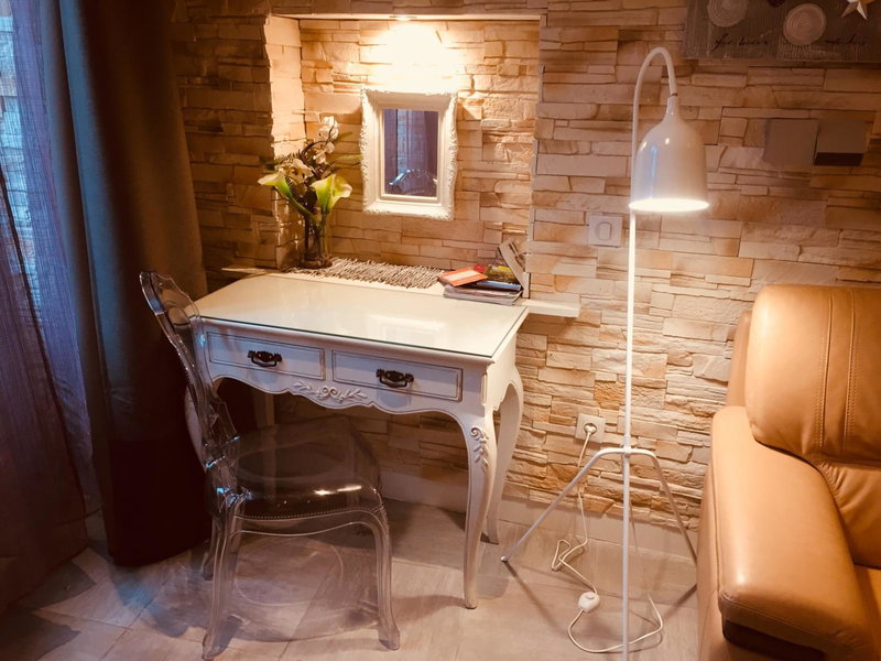 Appart' Spa et Sauna Privatif Au Cœur De Beaune, Beaune, France