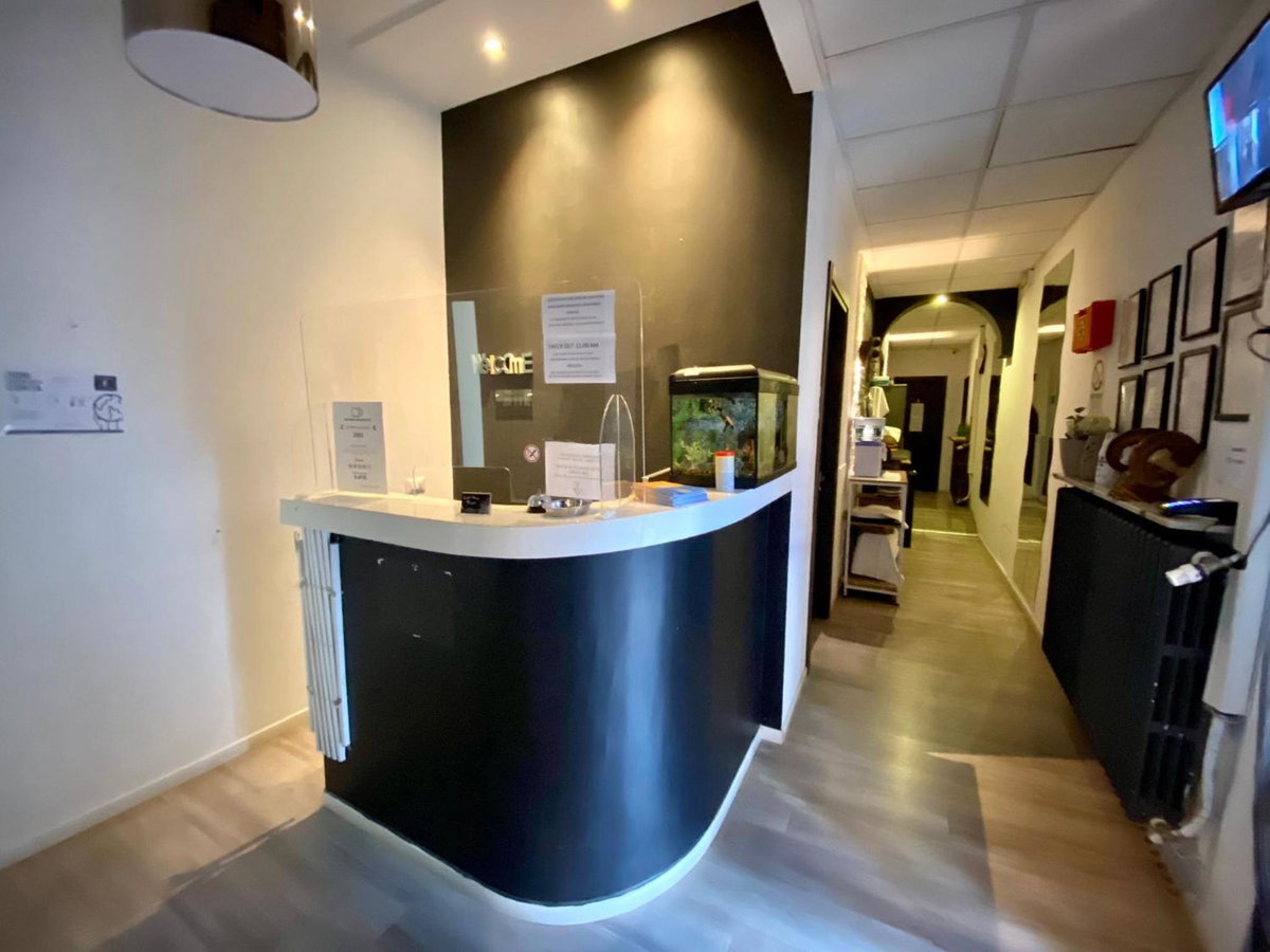 Hotel · Guest House Minas, Milan