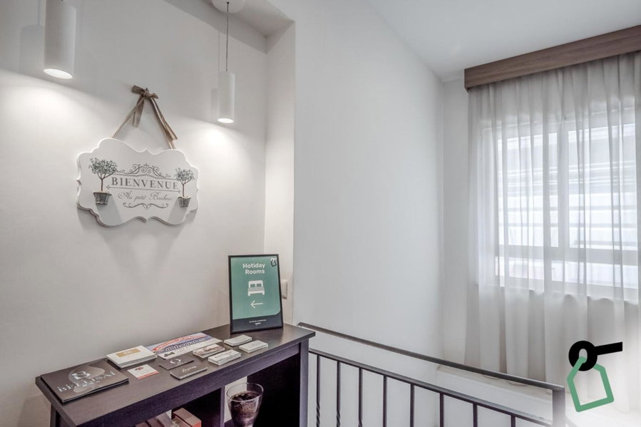 Residenza Scarlatti Napoli, Naples, Italy