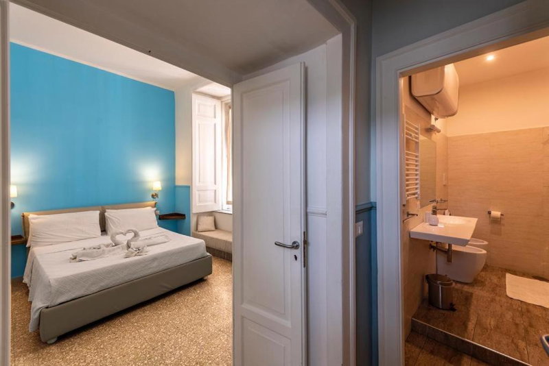 Aragonese Luxury Rooms, Naples, Italy