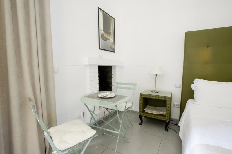Le Tre Sorelle, Bari, Italy