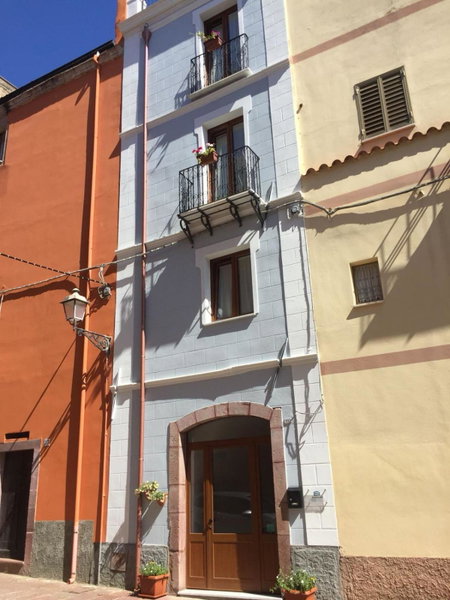 Bomarosa Rooms, Bosa, Italy