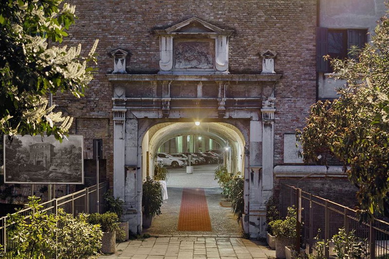 Porta Altinia Suites, Treviso, Italy