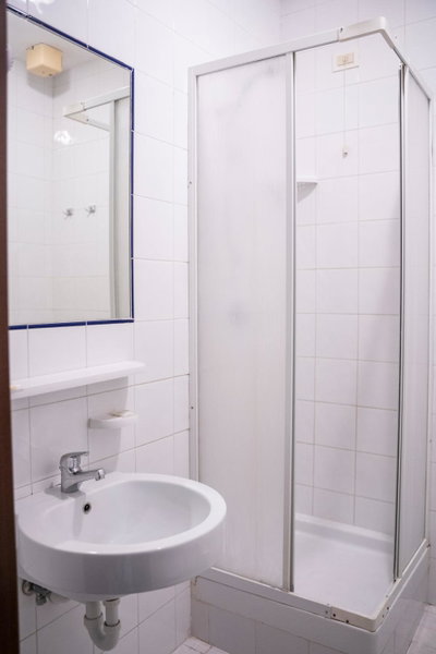 Hotel Ferrarese, Rome, Italy