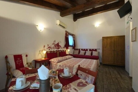 Villa ai Tigli Venice Airport Rooms Keyless&Self Check in, Mestre, Italy
