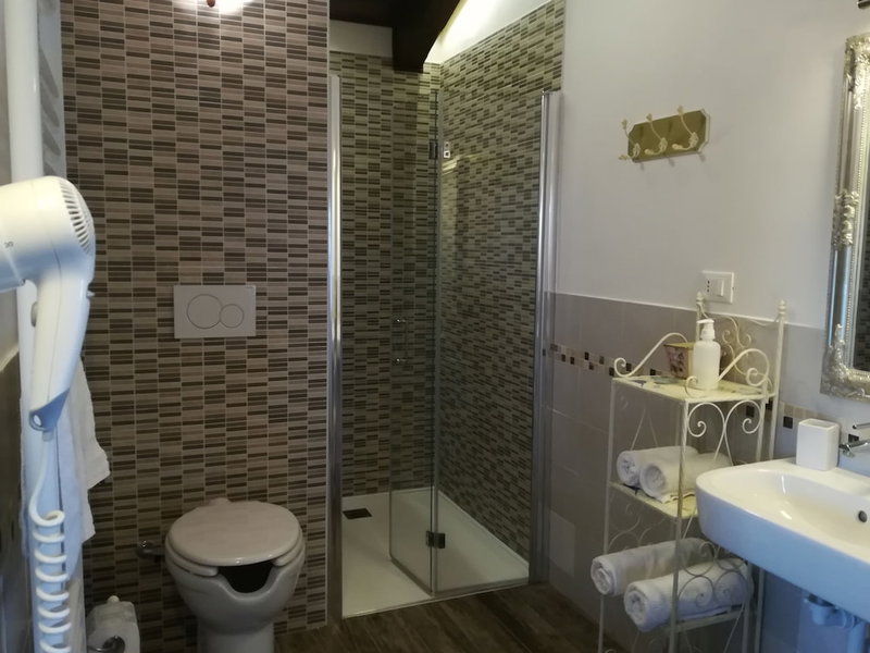 Villa ai Tigli Venice Airport Rooms Keyless&Self Check in, Mestre, Italy