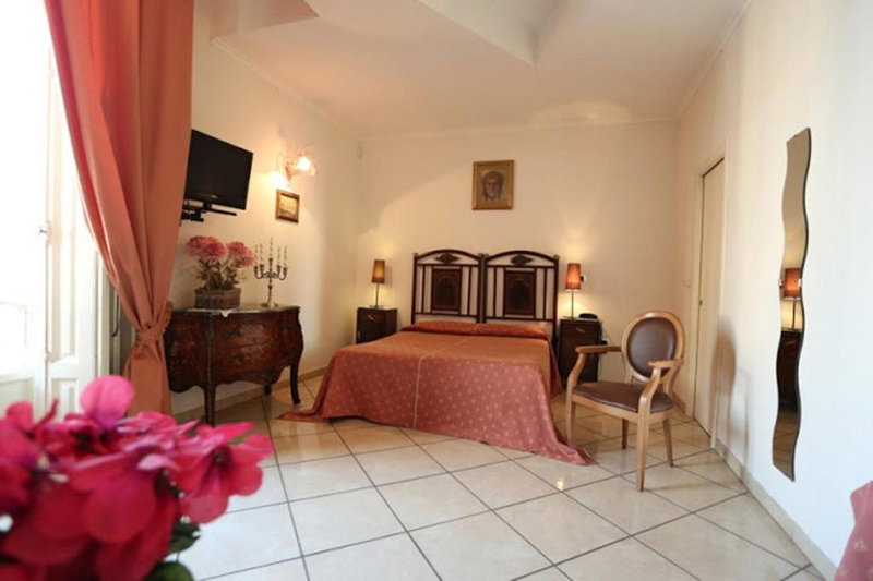 Bovio Suite, Naples, Italy