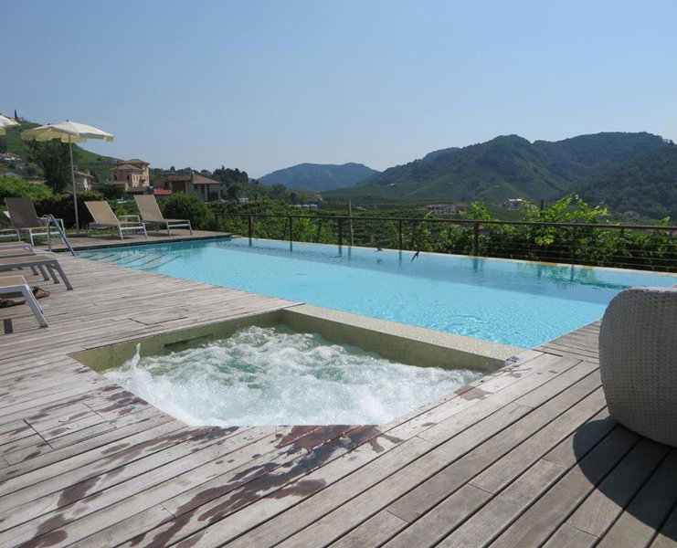 Agriturismo due Carpini, Valdobbiadene, Italy