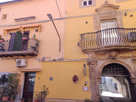 La Finestra sul Cortile B&B, Sciacca, Italy