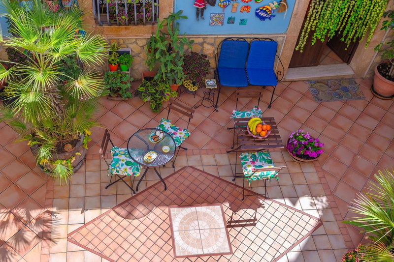 La Finestra sul Cortile B&B, Sciacca, Italy