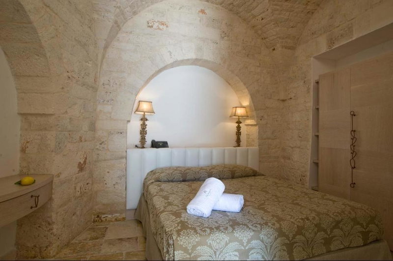 Trullo il cantastorie, Alberobello, Italy