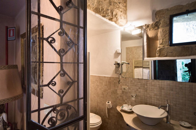 Hotel Castello Di Vigoleno, Vigoleno, Italy