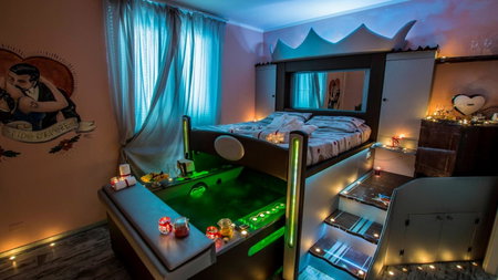 Hotel Butterfly, Torre del Lago Puccini, Italy