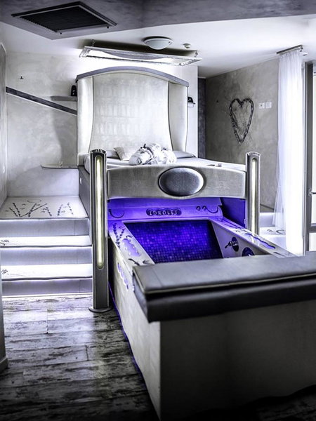 Hotel Butterfly, Torre del Lago Puccini, Italy
